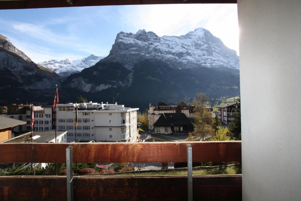Hotel Restaurant Alpina Grindelwald Exterior photo